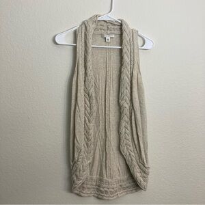 Banana Rebublic Knit Sleeveless Cardigan - Cream - Size Medium